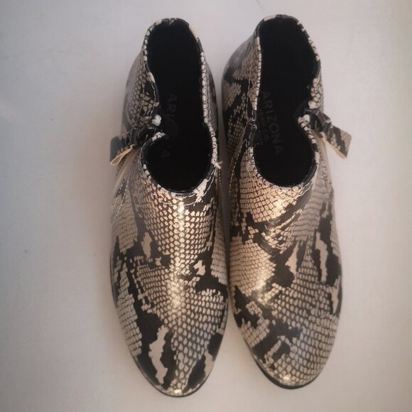 Arizona Jean Co. Ladies Galen Size 5 Faux Leather Ankle Boots - Picture 3 of 6